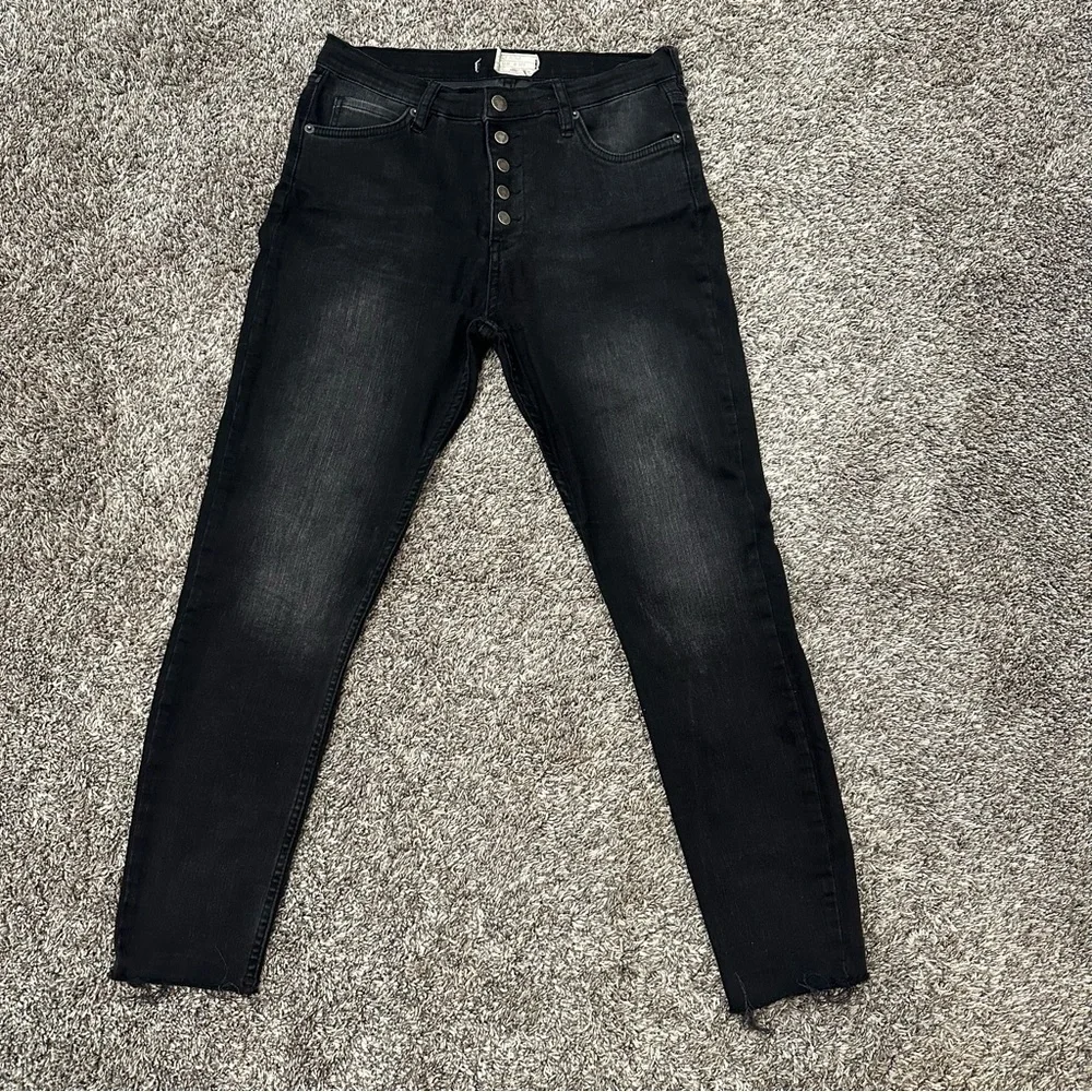 Free Poeple skinny/jegging black size 30 regular - Picture 2 of 8